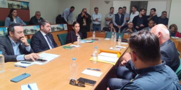 Ο Ν. Ανδρουλάκης προανήγγειλε από το Ηράκλειο αίτημα για προανακριτική και για τον Κ. Καραμανλή