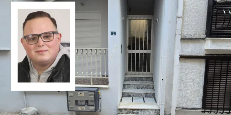 Μητροκτονία στη Λάρισα: Στον θώρακα και την κοιλιά μαχαίρωσε ο 21χρονος την 52χρονη μητέρα του - Μετά το έγκλημα καθάρισε το σπίτι