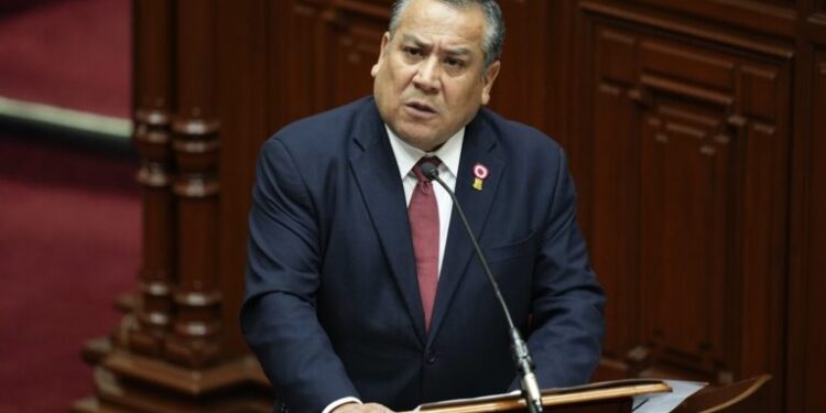 Περού: Παραιτήθηκε ο πρωθυπουργός Γουστάβο Αδριανσέν