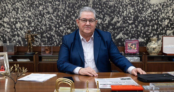 O Δ. Κουτσούμπας θα μεταβεί το Σαββατοκύριακο στη Καρδίτσα και τη Λάρισα για τις εκδηλώσεις για τα 20 χρόνια από τον θάνατο του Χαρίλαου Φλωράκη