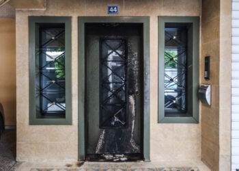 Έκρηξη στα Πετράλωνα, στην πολυκατοικία που διαμένει ο βουλευτής της ΝΔ, Μάξιμος Χαρακόπουλος