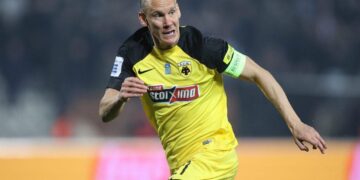 ΑΕΚ: Ανανέωσε για ακόμα μία σεζόν ο Ντομαγκόι Βίντα