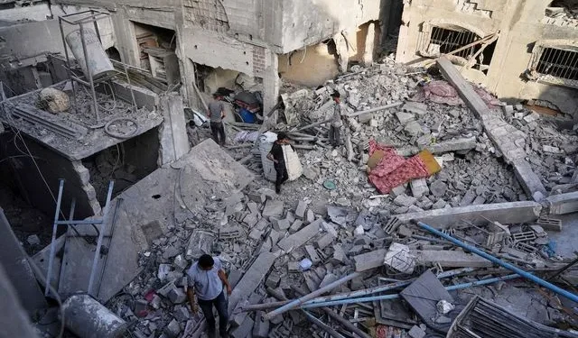 Νέοι ισραηλινοί βομβαρδισμοί σε νοσοκομείο στη Γάζα - Τουλάχιστον 80 νεκροί