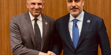 Ο Γιώργος Γεραπετρίτης συναντήθηκε με τον Φιντάν στην Αττάλεια - Τι συζήτησαν