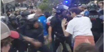 Ισπανία: Αυτοκίνητο έπεσε πάνω σε φιλάθλους πριν το ματς της Εσπανιόλ με την Μπαρτσελόνα - Τουλάχιστον 14 τραυματίες