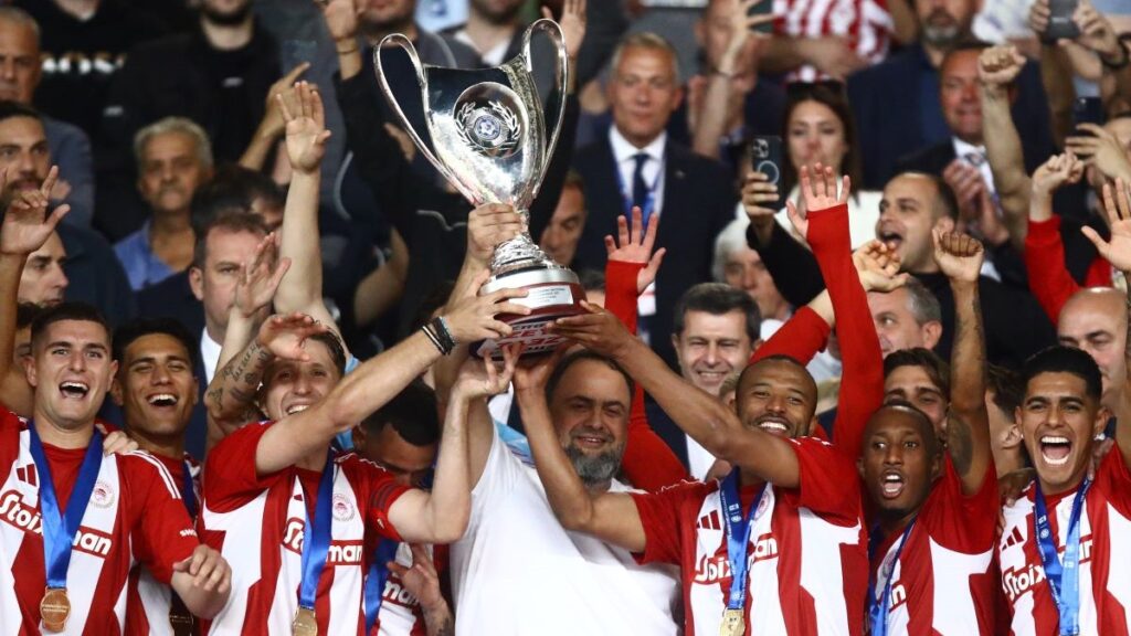 ΟΦΗ-Ολυμπιακός 0-2: Με νταμπλ γιόρτασε ο θρύλος τα 100 του χρόνια