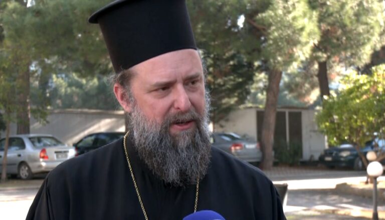 Στο χειρουργείο με ρήξη τένοντα ο Μητροπολίτης Θεσσαλονίκης Φιλόθεος