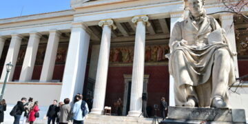 Εβδομαδιαία ανάρτηση Μητσοτάκη: "Τα πανεπιστήμια ανήκουν στους φοιτητές και τους καθηγητές και όχι σε μειοψηφίες"