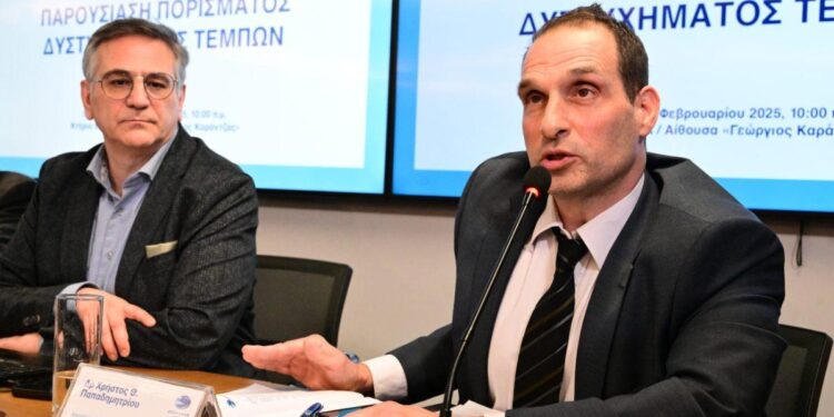 Επίθεση με γκαζάκια τα ξημερώματα της Κυριακής στο σπίτι του πρώην προέδρου του ΕΟΔΑΣΑΑΜ, Χρήστου Παπαδημητρίου