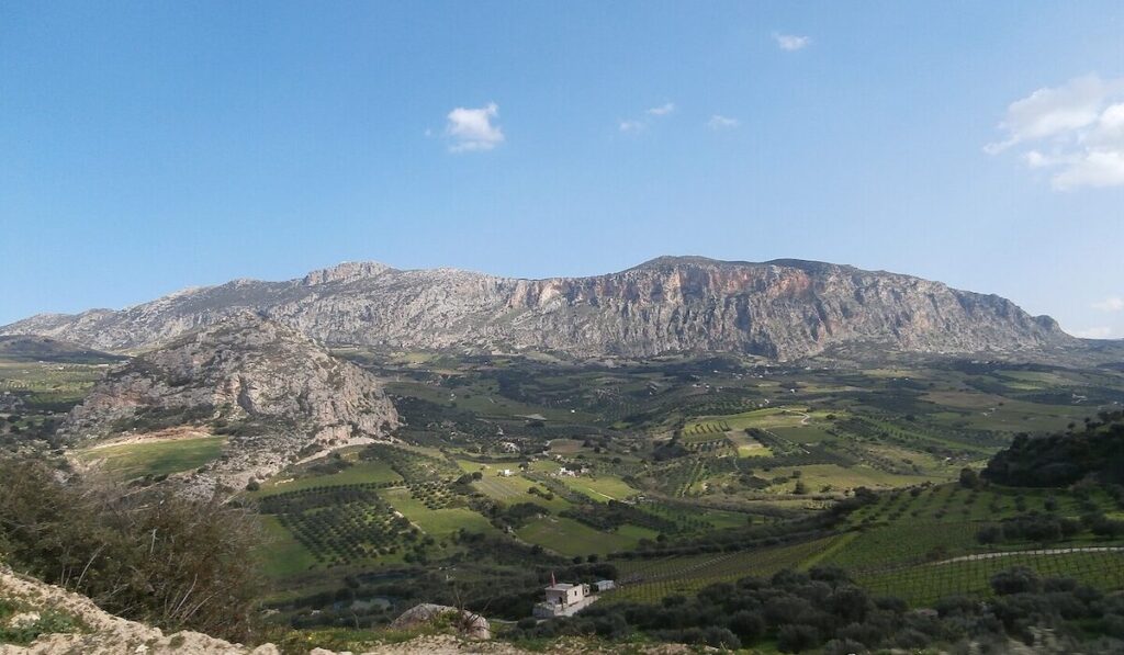 Κρήτη: Νεκρός άνδρας εντοπίστηκε σε μονοπάτι στον Γιούχτα Ηρακλείου