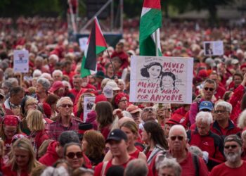 Ολλανδία: Μεγάλες διαδηλώσεις στη Χάγη κατά των επιθέσεων του Ισραήλ στη Γάζα