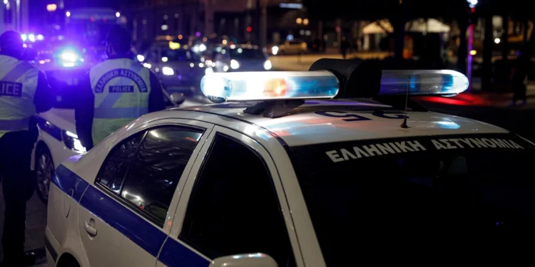 Γλυκά Νερά: Ανήλικοι ξυλοκόπησαν άγρια 50χρονο και τον έστειλαν στο νοσοκομείο