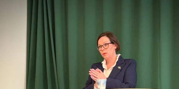 Η Σουηδία προτείνει κυρώσεις κατά υπουργών του Ισραήλ για τη λιμοκτονία παιδιών στη Γάζα