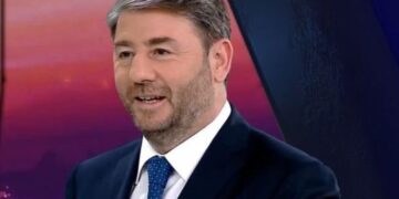 Συνέντευξη Ανδρουλάκη στο MEGA: "Γίνεται παζάρι για τα Τέμπη στη ΝΔ, βλέπω deal Mητσοτάκη – Καραμανλή"