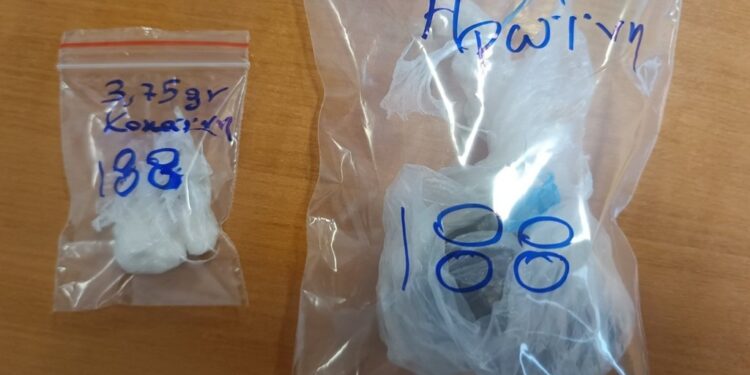 Συνελήφθησαν στην Άρτα ένας άνδρας και μία γυναίκα για διακίνηση ναρκωτικών