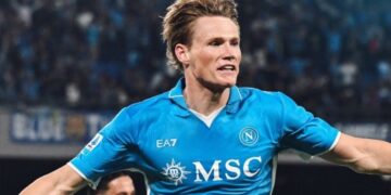 Ιταλία: Πρωταθλήτρια στη Serie A η Νάπολη - Νίκησε 2-0 την Κάλιαρι στο "Ντιέγκο Μαραντόνα" στέφθηκε πρωταθλήτρια