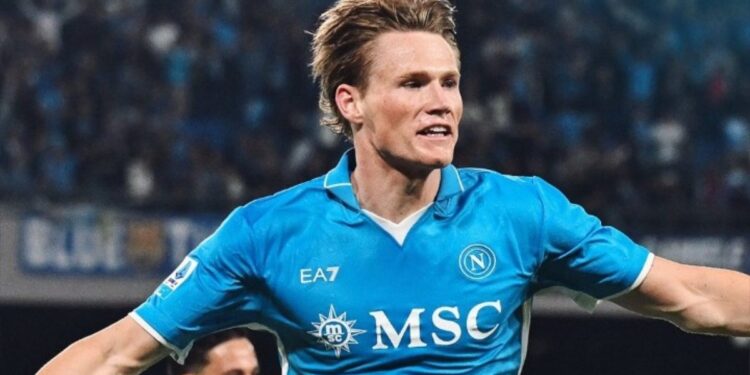 Ιταλία: Πρωταθλήτρια στη Serie A η Νάπολη - Νίκησε 2-0 την Κάλιαρι στο "Ντιέγκο Μαραντόνα" στέφθηκε πρωταθλήτρια