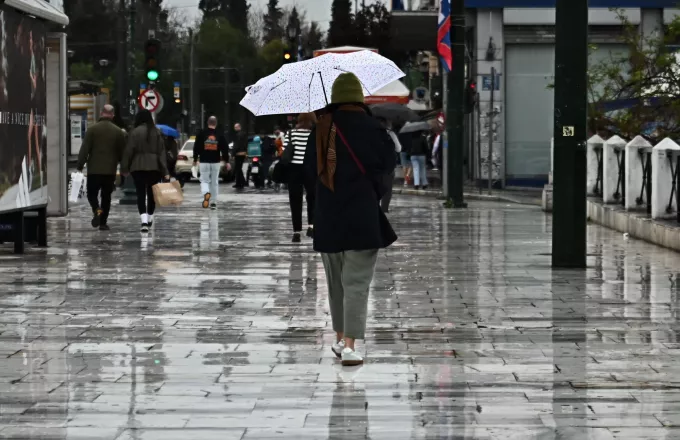 Έκτακτο δελτίο επιδείνωσης καιρού για την Κυριακή με βροχές και καταιγίδες