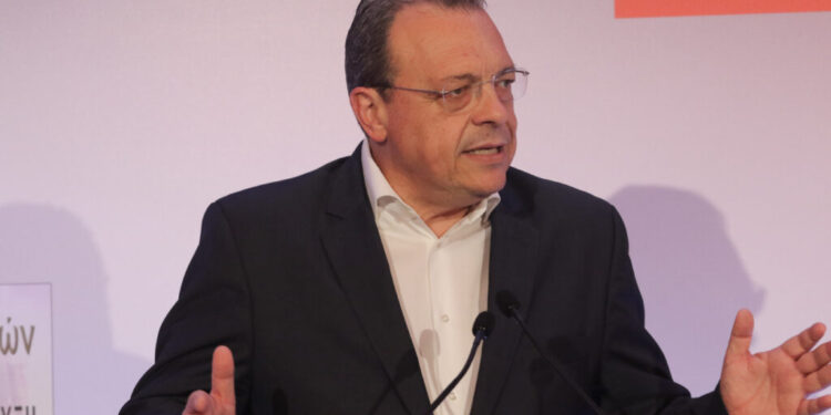 Ο Σωκράτης Φάμελλος παρουσίασε στο Συνέδριο του ΕΕΑ τις προτάσεις του ΣΥΡΙΖΑ-ΠΣ για την μικρομεσαία επιχειρηματικότητα