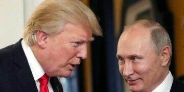 Δήλωση Τραμπ μετά τις τελευταίες ρωσικές επιθέσεις στην Ουκρανία: «Δεν είμαι καθόλου ευχαριστημένος με τον Πούτιν – Έχει τρελαθεί τελείως»