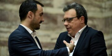 Στον αέρα η κοινή πρόταση ΣΥΡΙΖΑ - Νέας Αριστεράς για σύσταση προανακριτικής για τα Τέμπη -Διαφωνούν για την συμπερίληψη Μητσοτάκη