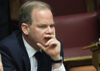 Με γραπτή δήλωση στη συζήτηση για την Προανακριτική στη Βουλή ο Κ. Καραμανλής;