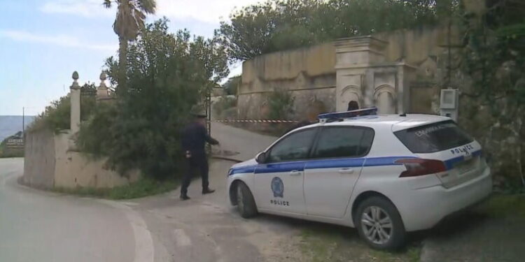 Ζάκυνθος: Τρεις προσαγωγές για την υπόθεση της δολοφονίας της 69χρονης συμβολαιογράφου
