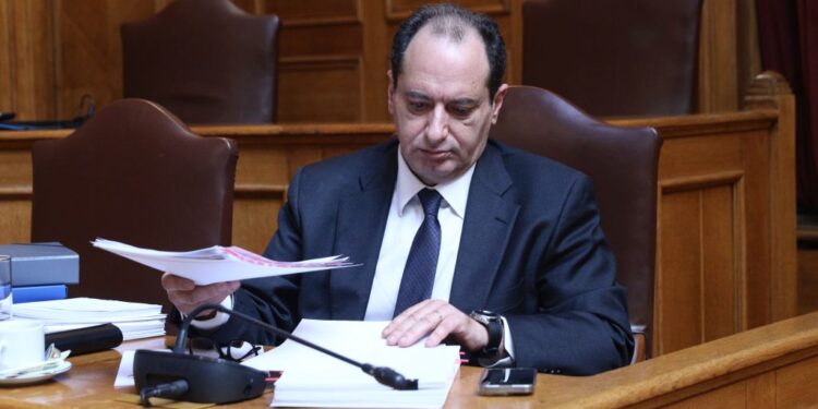 Χρήστος Σπίρτζης: "Πολιτική δειλία της ΝΔ η μη συμπερίληψή μου στην πρόταση για Προανακριτική"