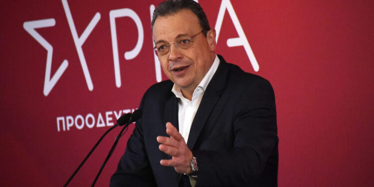 Ανάρτηση Σ. Φάμελλου προς τους υποψήφιους για τις πανελλαδικές: «Μην σταματάτε ποτέ να κυνηγάτε τα όνειρα σας»