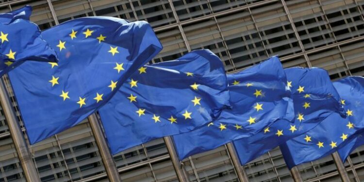 Ευρωπαϊκή Επιτροπή για τους δασμούς του Τραμπ σε χάλυβα και αλουμίνιο: «Aν δεν εξευρεθεί λύση, θα υπάρξουν αντίμετρα»