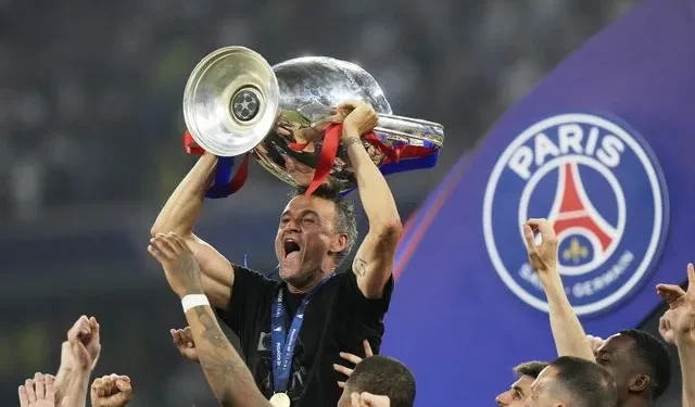 Τελικός Champions League: Συγκινητικό κορεό των φίλων της Παρί για την αδικοχαμένη 9χρονη κόρη του Λουίς Ενρίκε