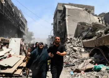 Ισραηλινή επίθεση σε κέντρο διανομής βοήθειας κοντά στη Ράφα – Δεκάδες νεκροί