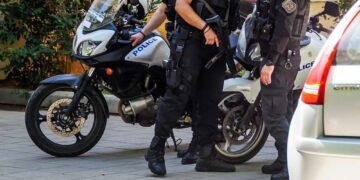 Διαρρήκτες έδεσαν και ξυλοκόπησαν 47χρονη οικιακή βοηθό στο κέντρο της Αθήνας