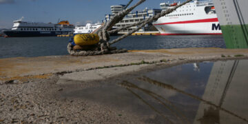 Σαρανταοκτάωρη απεργία των ναυτεργατών σήμερα και αύριο στα πλοία της Αδριατικής