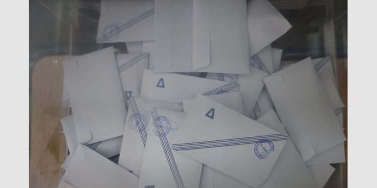 Δημοσκόπηση GPO: Μπροστά με 25,7% η ΝΔ - Πλεύση Ελευθερίας και ΠΑΣΟΚ μάχονται για τη δεύτερη θέση