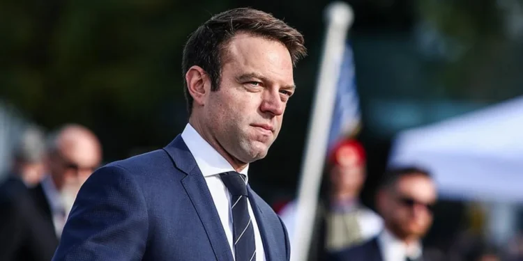 Ο Κασσελάκης παίρνει πίσω τις υπογραφές των βουλευτών του από την πρόταση του ΣΥΡΙΖΑ για Προανακριτική -Υπογράφει την πρόταση Καρυστιανού