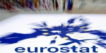 Eurostat για το brain drain: Από τους 660.000 Έλληνες που είχαν φύγει στο εξωτερικό, οι 420.000 έχουν ήδη επιστρέψει
