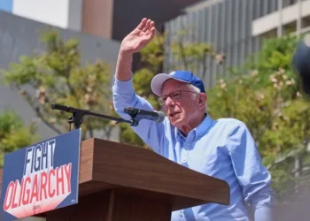 Ο Μπέρνι Σάντερς θα μιλήσει στη 2η Διεθνή Διάσκεψη του Ινστιτούτου Αλέξη Τσίπρα για τη Δημοκρατία και τη Δικαιοσύνη