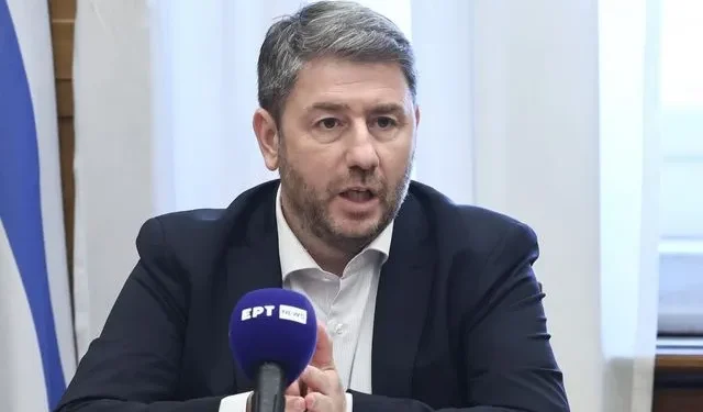 Ν. Ανδρουλάκης στη συνάντηση με την Εκτελεστική Επιτροπή της ΑΔΕΔΥ: "Έχουν ωριμάσει οι συνθήκες για την επαναφορά 13ου και 14ου μισθού με αφετηρία τον 13ο μισθό"