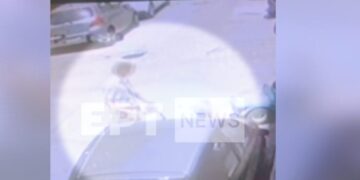 Εξάρχεια: Στο νοσοκομείο ηλικιωμένη μετά από άγρια επίθεση από 37χρονο