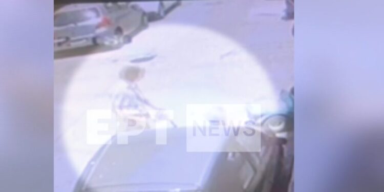 Εξάρχεια: Στο νοσοκομείο ηλικιωμένη μετά από άγρια επίθεση από 37χρονο