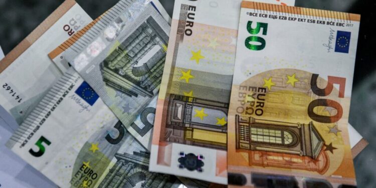 Πότε θα πληρωθούν οι συντάξεις του Ιουλίου