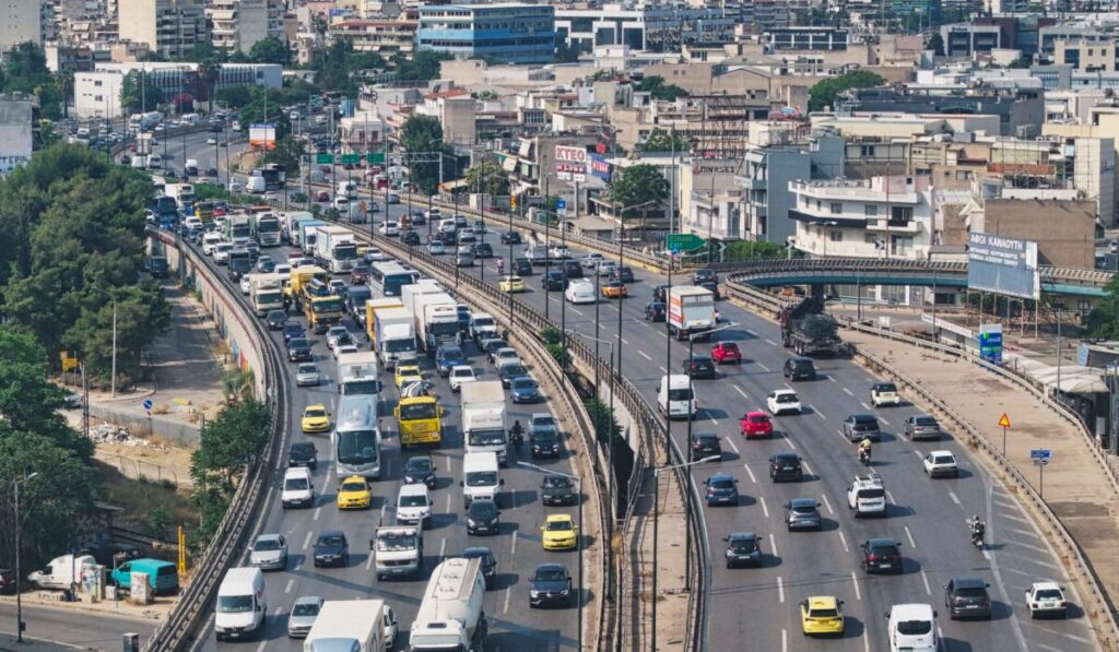 Εκτεταμένοι έλεγχοι της ΑΑΔΕ για παράνομα ΙΧ – Πρόστιμα μέχρι 30.000 ευρώ