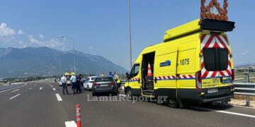 Λαμία: Δύο φίλοι συγκρούστηκαν με τις μηχανές τους – Σκοτώθηκε ο ένας