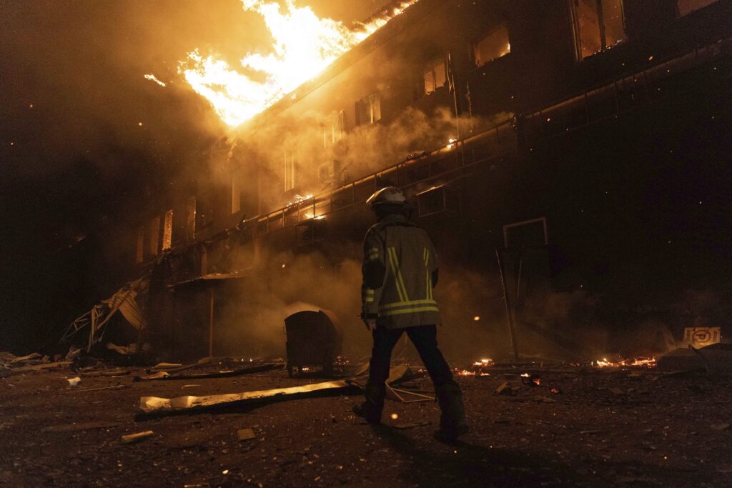Ρωσία: Πυρκαγιά σε εργοστάσιο χημικών στην περιοχή Τούλα μετά από ουκρανική επίθεση με drone – Δυο τραυματίες