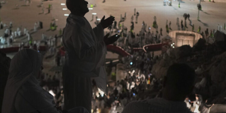 Σαουδική Αραβία: 13 Ιρανοί προσκυνητές έχασαν τη ζωή τους στο Χατζ στη Μέκκα