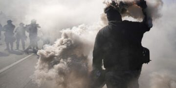 Λος Άντζελες: Αντιδράσεις και επεισόδια μετά την ανάπτυξη της Εθνοφρουράς από τον Τραμπ