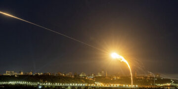 Νέα ρωσική αεροπορική επιδρομή στο Κίεβο