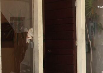 Επίθεση με γκαζάκια στο σπίτι του βουλευτή της ΝΔ Στρ. Σιμόπουλου στη Θεσσαλονίκη