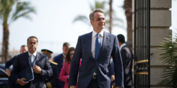 Συνάντηση Κ. Μητσοτάκη στη Νίκαια με τον πρωθυπουργό του Βιετνάμ – Δέχθηκε επίσημη πρόσκληση για επίσκεψη στο Ανόι